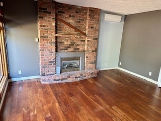 1619 Barksdale Dr in Victoria, BC - Building Photo - Building Photo