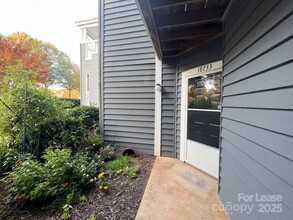 18733 Vineyard Point Ln in Cornelius, NC - Building Photo - Building Photo