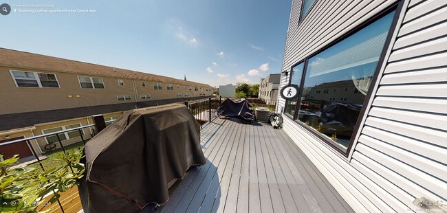 1335 N 7th St, Unit B in Philadelphia, PA - Foto de edificio - Building Photo