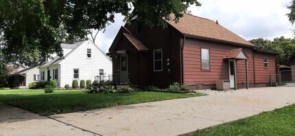 536 N Adams St in Janesville, WI - Building Photo - Building Photo