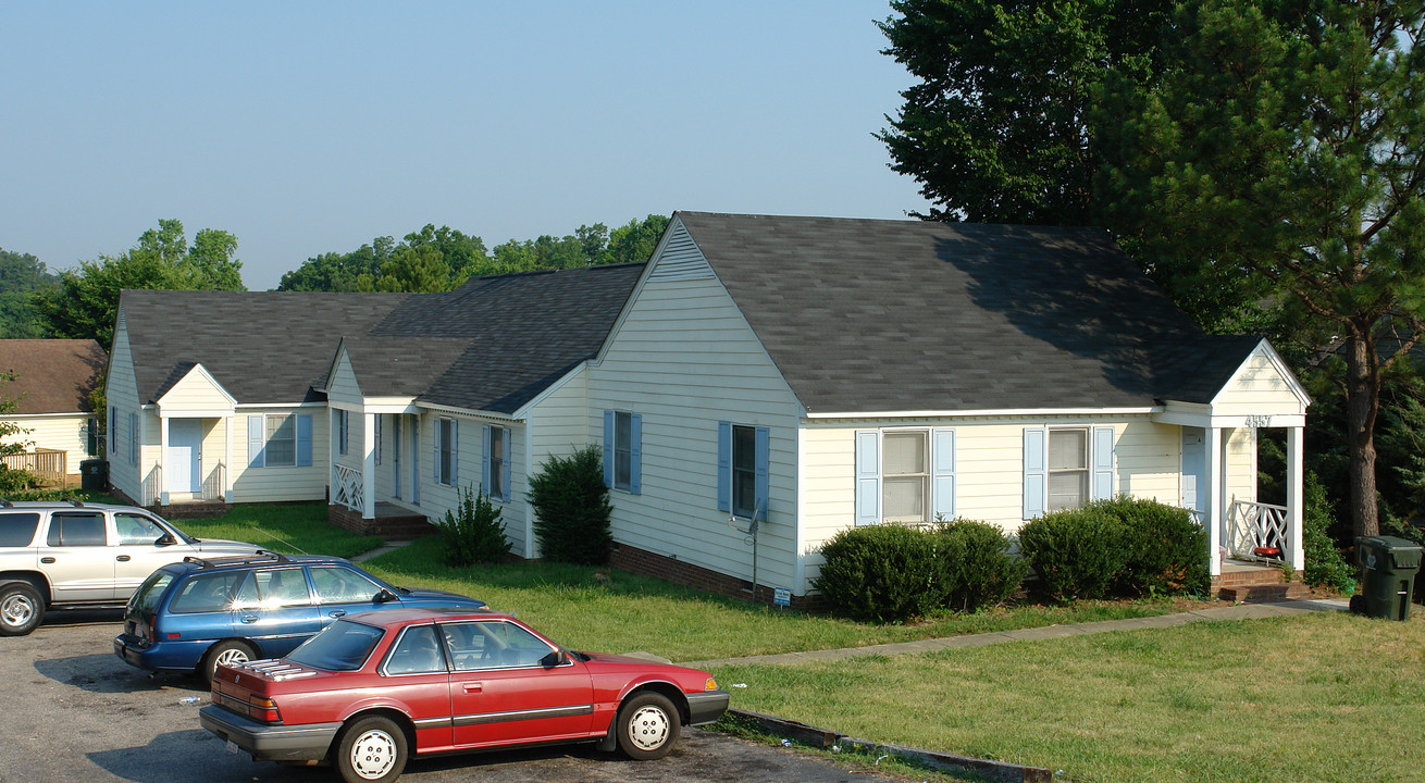 4557 Hargrove Rd in Raleigh, NC - Building Photo