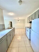 402 S 14th St in Fort Pierce, FL - Building Photo - Building Photo