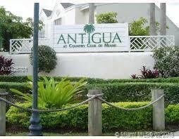 17460 NW 67th Ct, Unit 0 in Miami Gardens, FL - Building Photo