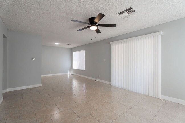 property at 4793 Vía Renaldo