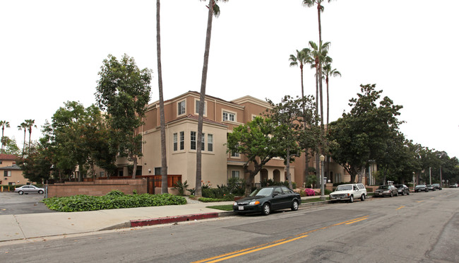 The Madison Apartments in Pasadena, CA - Foto de edificio - Building Photo