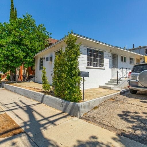 347 W Dryden St, Unit B in Glendale, CA - Foto de edificio