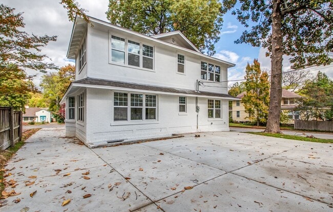 1781 Forest Ave in Memphis, TN - Building Photo - Building Photo