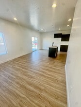 5719 S Weehawken Ln in Saint George, UT - Building Photo - Building Photo