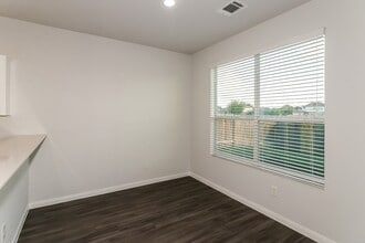 12617 Rio Lindo St in Rosharon, TX - Building Photo - Building Photo