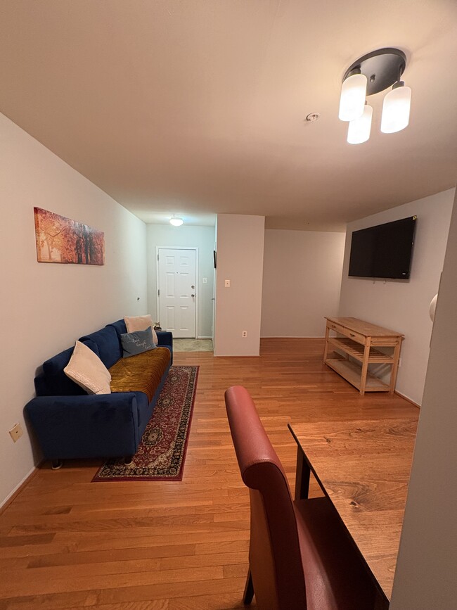 1444 W St NW, Unit 205