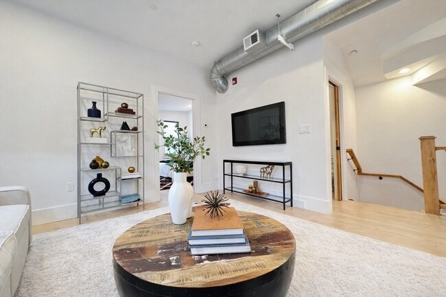 51 Market St in Cambridge, MA - Building Photo - Building Photo