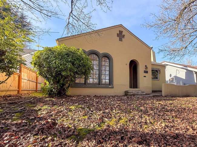 property at 1945 High St SE