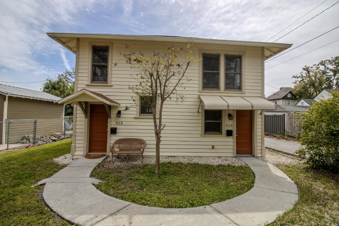 513 McRorie St in Lakeland, FL - Foto de edificio