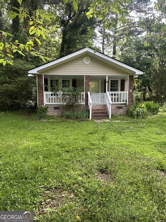 property at 6 Windsor Dr