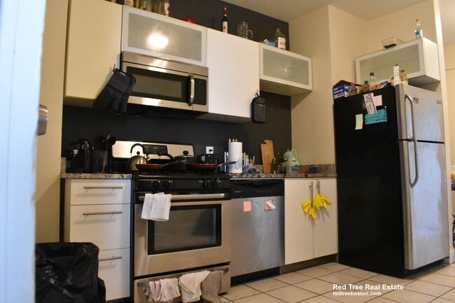 property at 114 Everett St