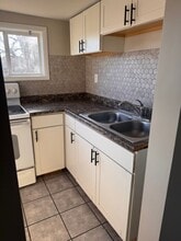 2102-2104 Messanie St in St. Joseph, MO - Building Photo - Building Photo