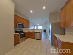 1228 Artesia Dr, Unit 2 in Haslet, TX - Building Photo - Building Photo