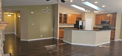 2625 Christie Dr in Algonquin, IL - Building Photo - Building Photo
