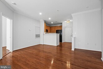 12001 Market St in Reston, VA - Building Photo - Building Photo