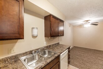 4668 Talmadge Rd in Toledo, OH - Building Photo - Building Photo