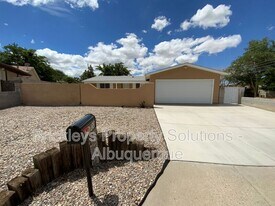 12700 Mountain Rd NE in Albuquerque, NM - Building Photo
