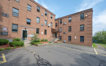 20-30 Peck St in New Britain, CT - Building Photo - Building Photo