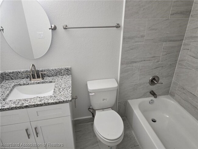 6924 San Benito Dr in Sebring, FL - Building Photo - Building Photo
