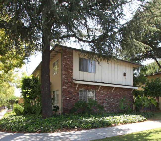 1133 Spazier Ave in Glendale, CA - Building Photo - Building Photo