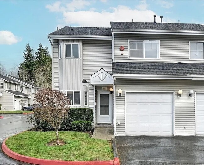 property at 459 Queen Ave NE