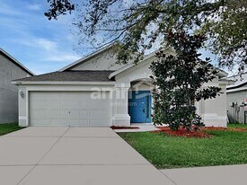11340 Misty Isle Ln in Riverview, FL - Building Photo