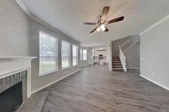 9630 Hanging Moss Trail in Houston, TX - Building Photo - Building Photo