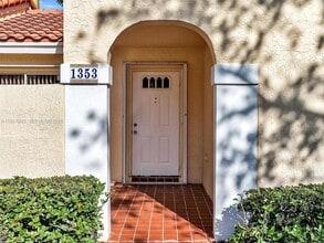 1353 Springside Dr, Unit 4F in Weston, FL - Foto de edificio - Building Photo