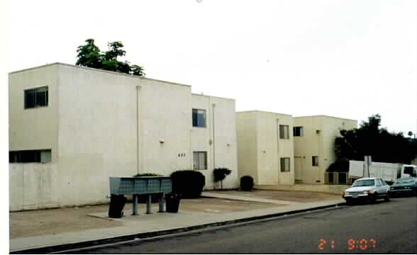 840-860 Jane Dr in Port Hueneme, CA - Foto de edificio - Building Photo