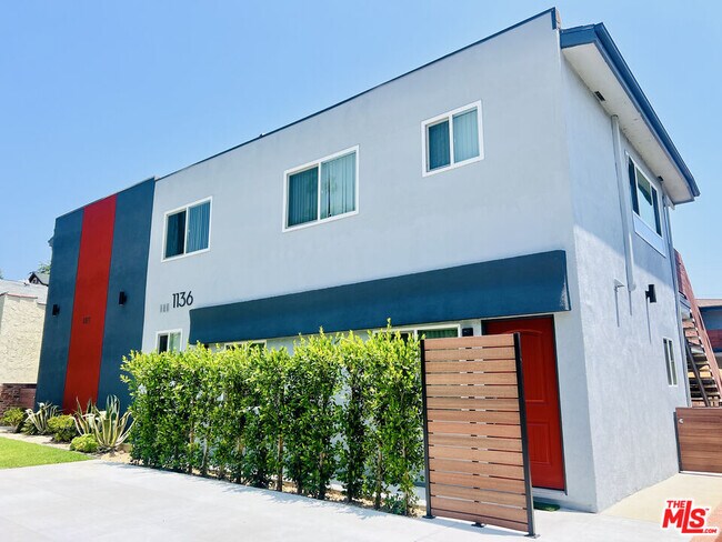 1136 Spazier Ave in Glendale, CA - Foto de edificio - Building Photo