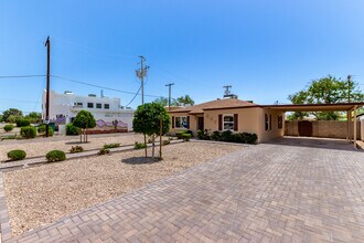 527 E Whitton Ave in Phoenix, AZ - Building Photo - Building Photo