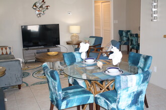 4444 Swift Rd, Unit #16 Angelfish in Sarasota, FL - Foto de edificio - Building Photo