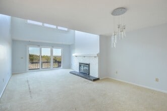 27 Ships View Terrace in Bourne, MA - Building Photo - Building Photo