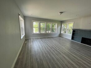 1725 Dodge Ave in Evanston, IL - Building Photo - Building Photo