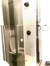 EAST 58th STREET in New York, NY - Foto de edificio - Building Photo