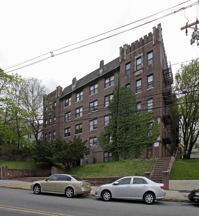 Franklin Arms in Bloomfield, NJ - Building Photo - Building Photo