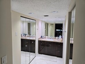 1501 Cayman Way, Unit K2 in Coconut Creek, FL - Building Photo - Building Photo