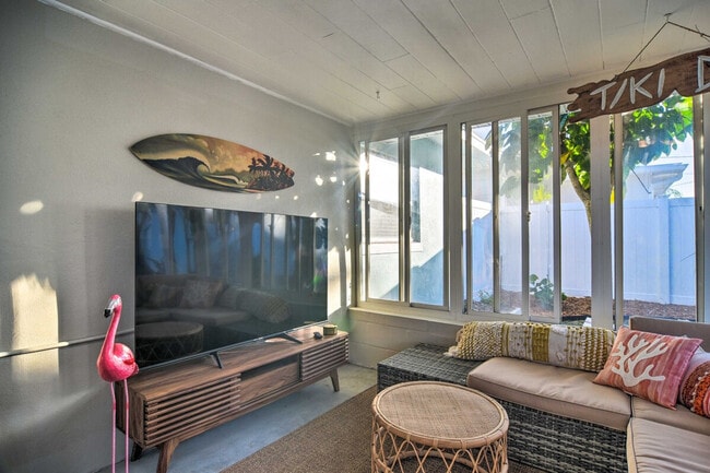 11548 62nd Ave N in Seminole, FL - Building Photo - Building Photo