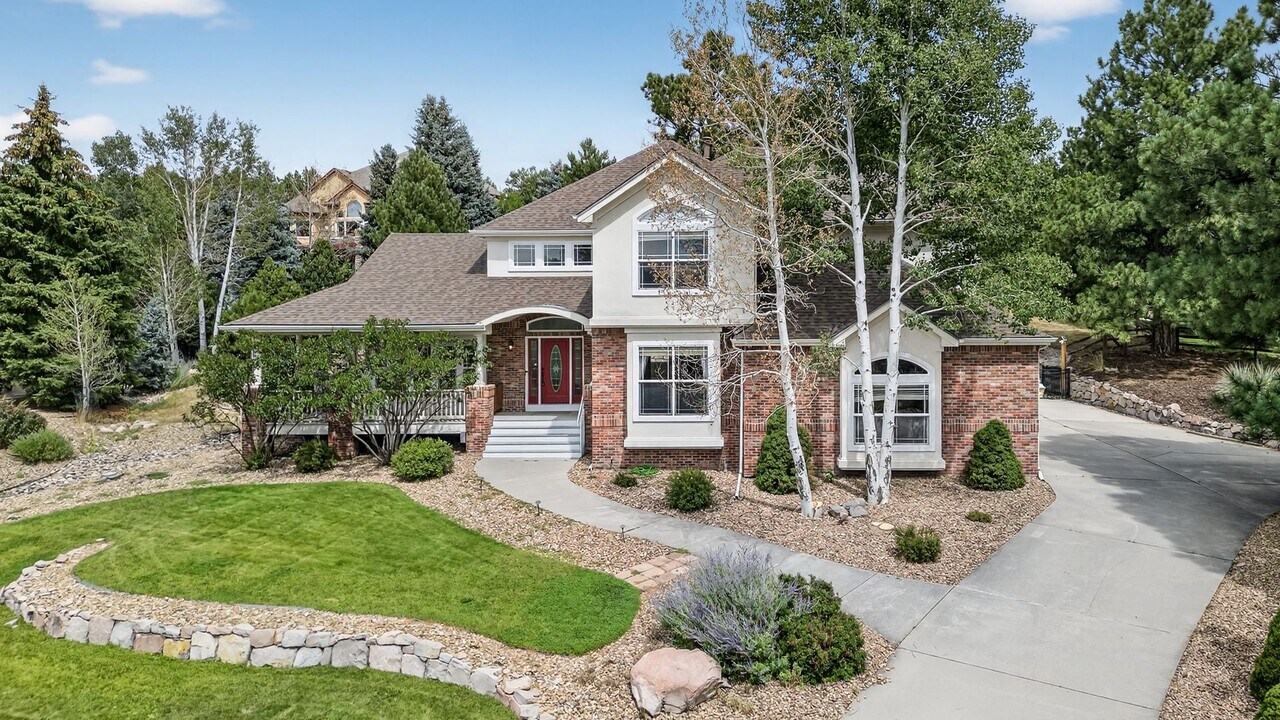 8389 Owl Roost Ct in Parker, CO - Building Photo