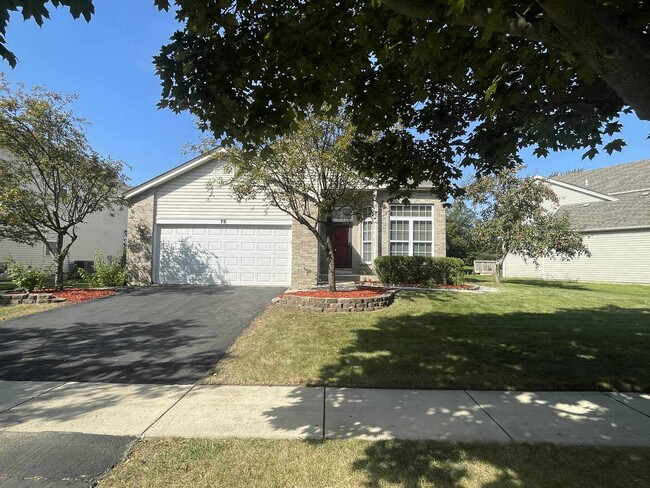 76 Canterbury Trail in Romeoville, IL - Building Photo - Building Photo