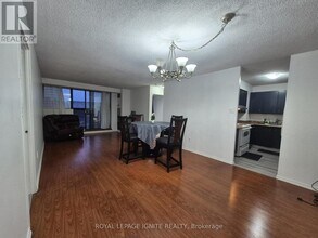99 Blackwell Ave in Toronto, ON - Building Photo - Building Photo
