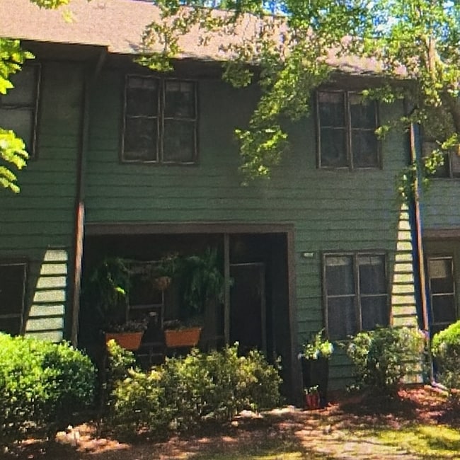 4117 The Oaks Dr in Raleigh, NC - Foto de edificio - Building Photo