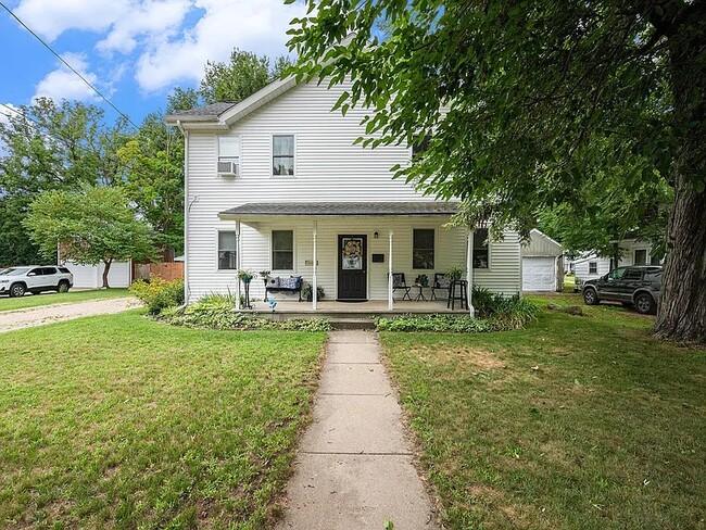 249 W Franklin St in Otsego, MI - Building Photo - Building Photo