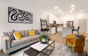 4270 Phil Niekro Pkwy in Norcross, GA - Foto de edificio - Building Photo