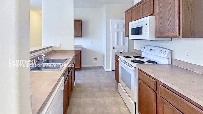 2226 Hidden Meadow in New Braunfels, TX - Building Photo - Building Photo