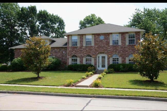 property at 3506 Chatham Dr